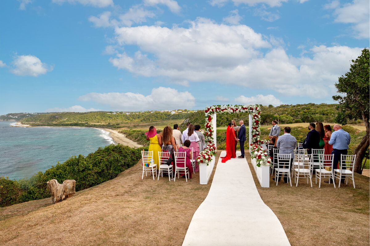 Best locations for wedding photos in PR: Royal Isabela Resort